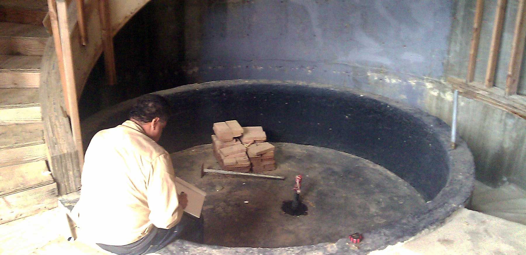 circular-aquarium-construction-base-waterproof-foundation